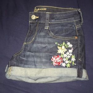 ARIZONA jean shorts with flower stitching